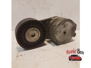 Gebruikte Spanrol Multiriem Fiat 500 (312) 0.9 TwinAir 85 Prijs € 15,00 Margeregeling aangeboden door Rooie Ben autodemontage