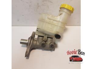 Gebruikte Hoofdremcilinder Fiat 500 (312) 0.9 TwinAir 85 Prijs € 20,00 Margeregeling aangeboden door Rooie Ben autodemontage