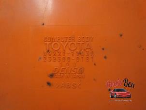 Computer Body Control van een Toyota MR2 (ZZW30) 1.8 16V VT-i 2002