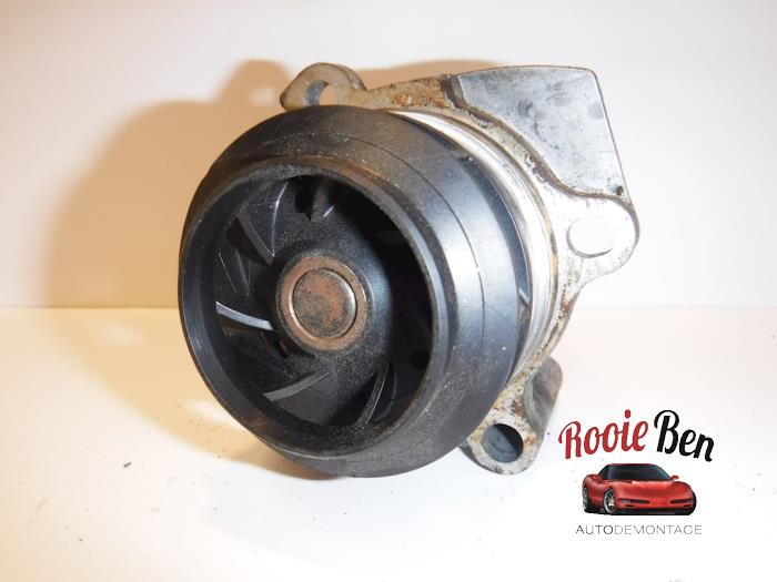 Gebruikte Waterpomp Volkswagen Polo V (6R) 1.6 TDI 16V 90 Prijs € 10,00 Margeregeling aangeboden door Rooie Ben autodemontage