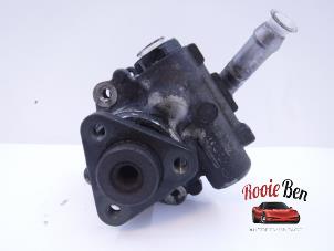 Gebruikte Servopomp Audi A8 (D3) 3.0 TDI V6 24V Quattro Prijs € 75,00 Margeregeling aangeboden door Rooie Ben autodemontage