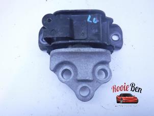 Gebruikte Motorsteun Jeep Renegade (BU) 1.6 Multijet 16V Prijs € 25,00 Margeregeling aangeboden door Rooie Ben autodemontage