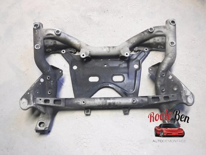 Gebruikte Subframe Mercedes E Estate (S212) E-220 16V BlueTEC Prijs € 50,00 Margeregeling aangeboden door Rooie Ben autodemontage
