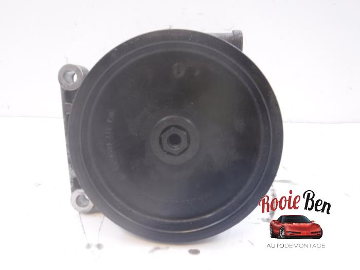 Stuurbekrachtiging Pomp van een Mercedes-Benz E (C207) E-250 CDI 16V 2013