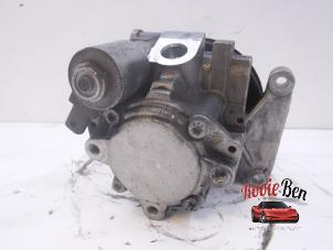 Gebruikte Stuurbekrachtiging Pomp Mercedes E (C207) E-250 CDI 16V Prijs op aanvraag aangeboden door Rooie Ben autodemontage