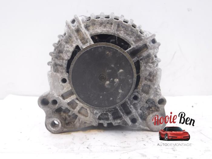 Gebruikte Dynamo Volkswagen Caddy III (2KA,2KH,2CA,2CH) Prijs € 25,00 Margeregeling aangeboden door Rooie Ben autodemontage
