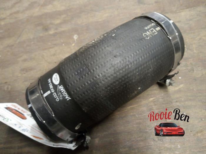 Gebruikte Intercooler Slang Landrover Range Rover Evoque (LVJ/LVS) 2.0 D 150 16V Prijs € 50,00 Margeregeling aangeboden door Rooie Ben autodemontage