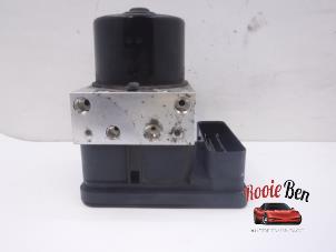 Gebruikte ABS Pomp Volvo V50 (MW) 1.8 16V Prijs € 50,00 Margeregeling aangeboden door Rooie Ben autodemontage