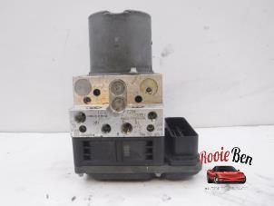 Gebruikte ABS Pomp Audi A8 (D4) 3.0 TDI V6 24V Quattro Prijs € 200,00 Margeregeling aangeboden door Rooie Ben autodemontage