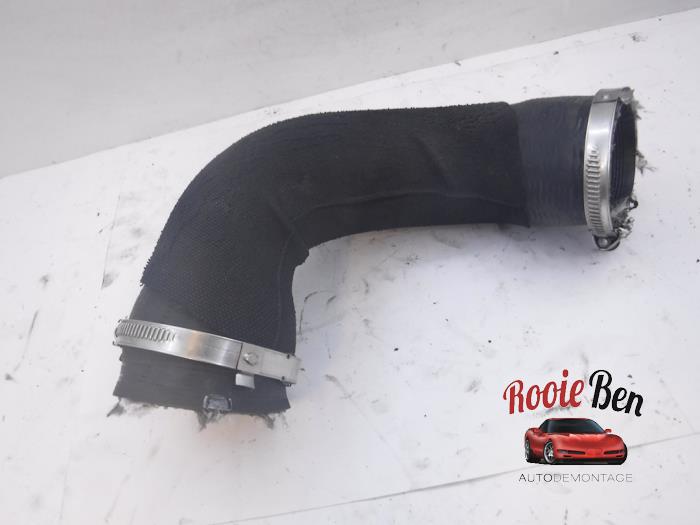 Gebruikte Intercooler Slang Audi A8 (D4) 3.0 TDI V6 24V Quattro Prijs € 25,00 Margeregeling aangeboden door Rooie Ben autodemontage