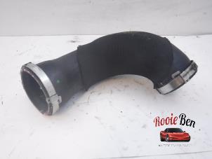 Gebruikte Intercooler Slang Audi A8 (D4) 3.0 TDI V6 24V Quattro Prijs € 50,00 Margeregeling aangeboden door Rooie Ben autodemontage