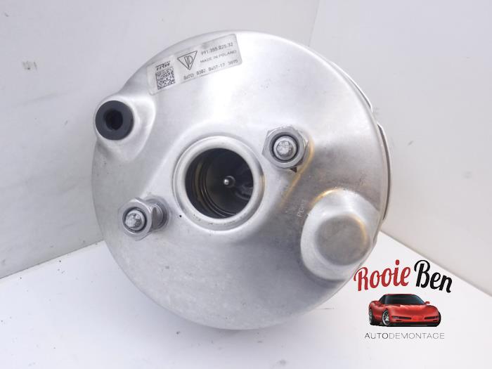 Gebruikte Rembooster Porsche 911 (991) 3.8 24V Turbo S Prijs € 150,00 Margeregeling aangeboden door Rooie Ben autodemontage
