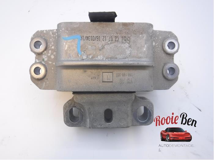 Gebruikte Motorrubber Volkswagen Caddy Combi IV 2.0 TDI 75 Prijs € 25,00 Margeregeling aangeboden door Rooie Ben autodemontage