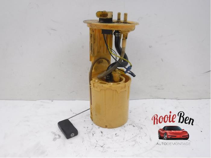 Gebruikte Dieselpomp Volkswagen Crafter 2.5 TDI 30/32/35/46/50 Prijs € 300,00 Margeregeling aangeboden door Rooie Ben autodemontage