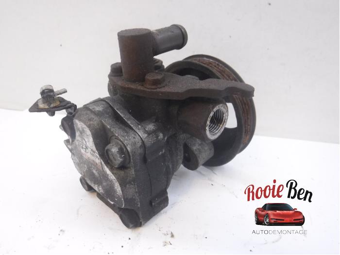 Gebruikte Pomp Servo Kia Picanto (BA) 1.0 12V Prijs € 30,00 Margeregeling aangeboden door Rooie Ben autodemontage