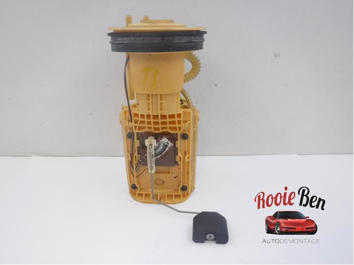Gebruikte Dieselpomp Volkswagen Transporter T5 2.0 TDI DRF Prijs € 40,00 Margeregeling aangeboden door Rooie Ben autodemontage