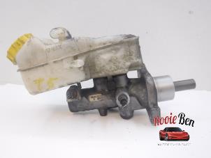 Gebruikte Hoofdremcilinder Volkswagen Transporter T5 2.0 TDI DRF Prijs € 20,00 Margeregeling aangeboden door Rooie Ben autodemontage