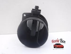 Gebruikte Luchtmassameter Volkswagen Transporter T5 2.0 TDI DRF Prijs € 30,00 Margeregeling aangeboden door Rooie Ben autodemontage