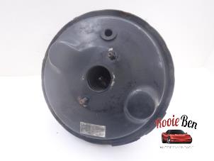 Gebruikte Rembooster Volkswagen Transporter T5 2.0 TDI DRF Prijs € 50,00 Margeregeling aangeboden door Rooie Ben autodemontage