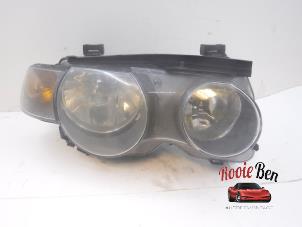 Gebruikte Koplamp rechts BMW 3 serie Compact (E46/5) 318td 16V Prijs € 25,00 Margeregeling aangeboden door Rooie Ben autodemontage