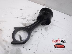 Gebruikte Zuiger Landrover Range Rover Sport (LS) 2.7 TDV6 24V Prijs € 25,00 Margeregeling aangeboden door Rooie Ben autodemontage