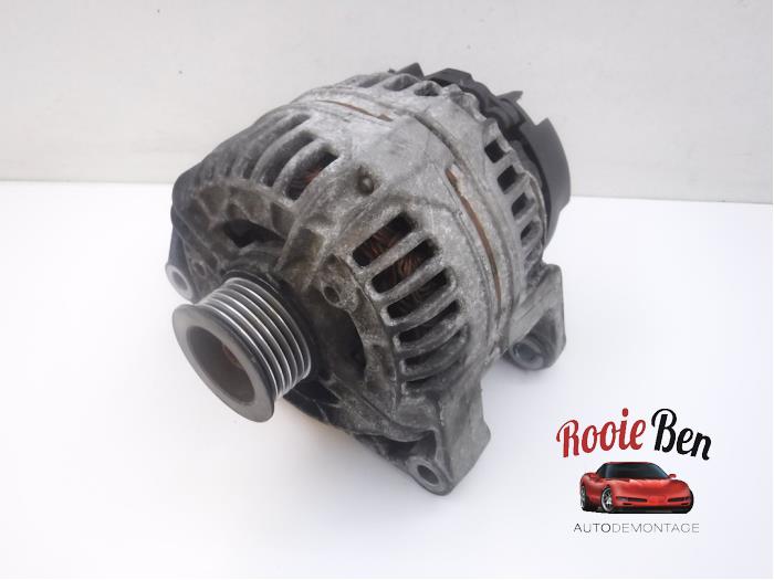 Gebruikte Dynamo Opel Zafira (F75) 2.2 DTI 16V Prijs € 25,00 Margeregeling aangeboden door Rooie Ben autodemontage