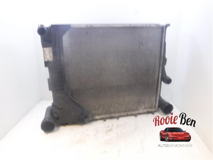 Gebruikte Radiateur BMW X3 (E83) 2.0d 16V Prijs € 50,00 Margeregeling aangeboden door Rooie Ben autodemontage