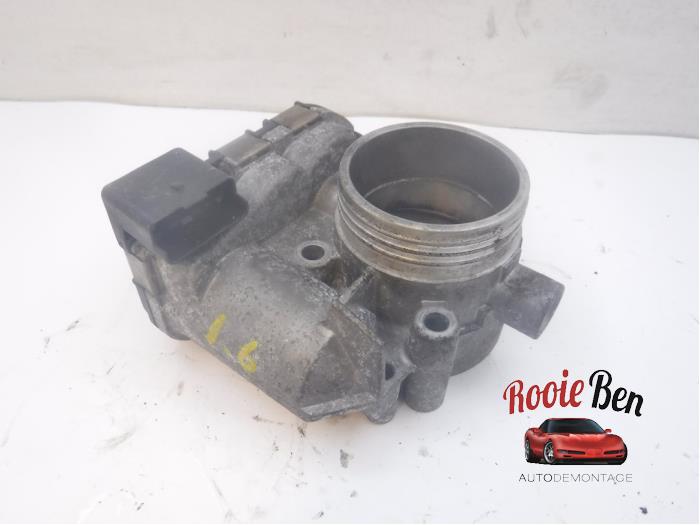 Gebruikte Gasklephuis Peugeot 307 (3A/C/D) 1.6 16V Prijs € 20,00 Margeregeling aangeboden door Rooie Ben autodemontage