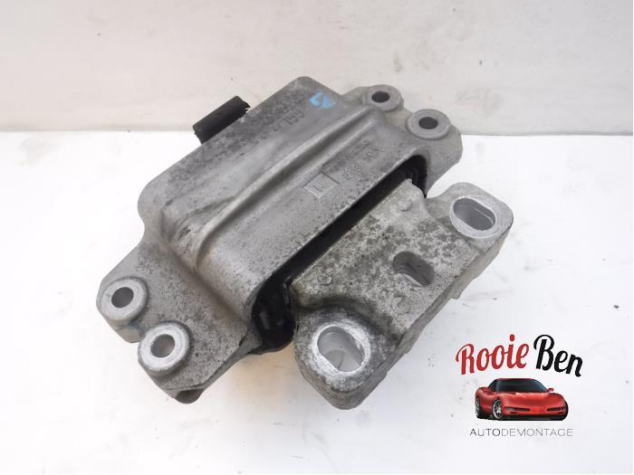 Gebruikte Motorrubber Audi A3 Sportback (8PA) 1.6 TDI 16V Prijs € 25,00 Margeregeling aangeboden door Rooie Ben autodemontage