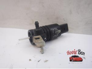 Gebruikte Ruitensproeierpomp voor Jeep Compass II (MP) 1.4 Multi Air2 16V Prijs € 13,00 Margeregeling aangeboden door Rooie Ben autodemontage