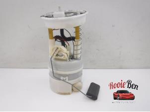 Gebruikte Benzinepomp Mini Clubman (R55) 1.6 16V Cooper Prijs € 25,00 Margeregeling aangeboden door Rooie Ben autodemontage