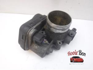 Gebruikte Gasklephuis Mercedes A (W168) 1.4 A-140 Prijs € 20,00 Margeregeling aangeboden door Rooie Ben autodemontage