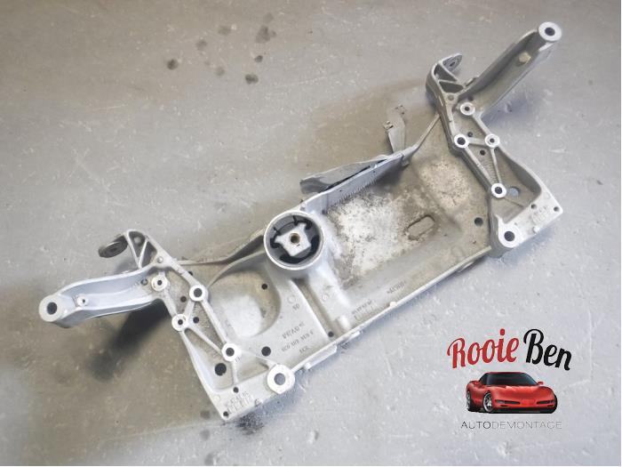 Gebruikte Subframe Volkswagen Touran (1T1/T2) 1.9 TDI 105 Euro 3 Prijs € 50,00 Margeregeling aangeboden door Rooie Ben autodemontage