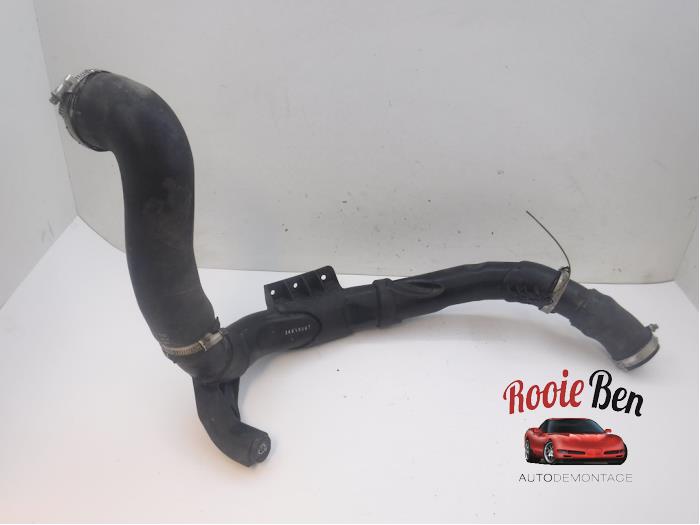 Gebruikte Intercooler Buis Volkswagen Touran (1T3) 2.0 TDI 16V 140 Prijs € 25,00 Margeregeling aangeboden door Rooie Ben autodemontage