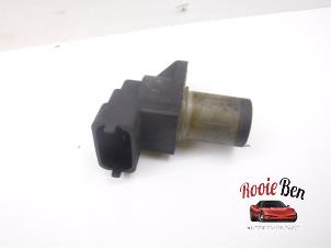 Gebruikte Nokkenas Sensor Mercedes ML II (164/4JG) 3.0 ML-280 CDI 4-Matic V6 24V Prijs op aanvraag aangeboden door Rooie Ben autodemontage