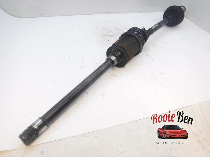 Aandrijfas rechts-voor van een BMW X3 (F25) xDrive35d 24V 2012