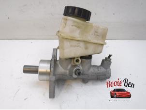 Gebruikte Hoofdremcilinder Mercedes SLK (R170) 2.3 230 K 16V Prijs € 20,00 Margeregeling aangeboden door Rooie Ben autodemontage