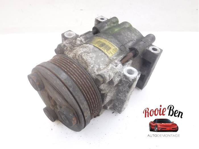Gebruikte Aircopomp Ford Usa Explorer (UN46) 4.9 V8 4x4 Prijs € 50,00 Margeregeling aangeboden door Rooie Ben autodemontage