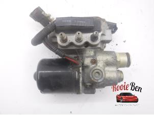 Gebruikte ABS Pomp Ford Usa Explorer (UN46) 4.9 V8 4x4 Prijs € 50,00 Margeregeling aangeboden door Rooie Ben autodemontage