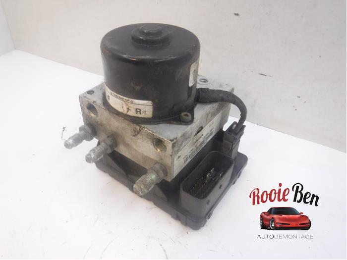 Gebruikte ABS Pomp Ford Usa Explorer (UN46) 4.0 V6 SEFI 4x4 Prijs € 50,00 Margeregeling aangeboden door Rooie Ben autodemontage