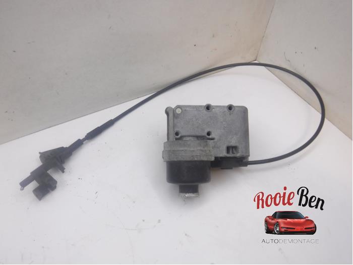 Gebruikte Cruise Control Ford Usa Explorer (UN46) 4.0 V6 SEFI 4x4 Prijs € 25,00 Margeregeling aangeboden door Rooie Ben autodemontage