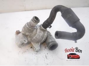 Gebruikte Thermostaathuis Jeep Cherokee/Liberty (KJ) 2.8 CRD 16V Prijs op aanvraag aangeboden door Rooie Ben autodemontage