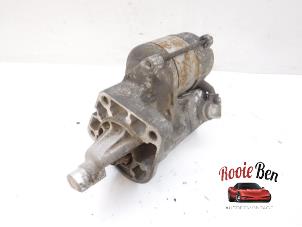 Gebruikte Startmotor Chrysler Voyager/Grand Voyager (RG/RS) 3.3 V6 Prijs € 60,00 Margeregeling aangeboden door Rooie Ben autodemontage