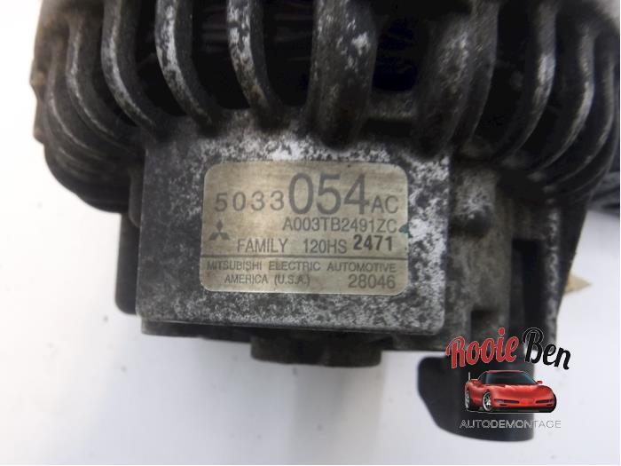 Dynamo van een Chrysler PT Cruiser 2.0 16V 2004