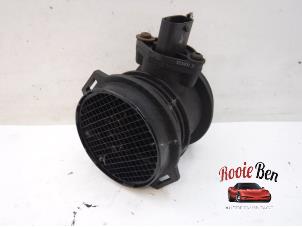 Gebruikte Luchtmassameter Saab 9-3 I (YS3D) 2.2 TiD Kat. Prijs € 10,00 Margeregeling aangeboden door Rooie Ben autodemontage