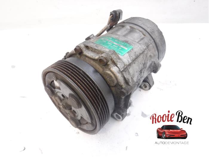 Gebruikte Aircopomp Volkswagen Golf V (1K1) 1.9 TDI Prijs € 30,00 Margeregeling aangeboden door Rooie Ben autodemontage