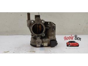 Gebruikte Gasklephuis Opel Corsa C (F08/68) 1.0 12V Prijs € 20,00 Margeregeling aangeboden door Rooie Ben autodemontage