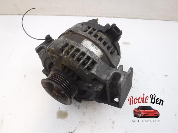 Gebruikte Dynamo Cadillac SRX 4.6 V8 32V AWD Prijs € 50,00 Margeregeling aangeboden door Rooie Ben autodemontage