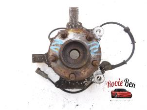 Gebruikte Asschenkel rechts-voor Chrysler Voyager/Grand Voyager (RG/RS) 2.8 CRD 16V Grand Voyager Prijs € 30,00 Margeregeling aangeboden door Rooie Ben autodemontage