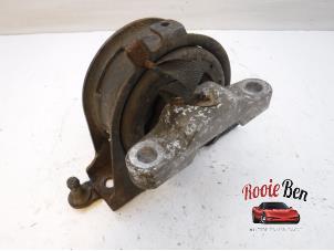 Gebruikte Motorsteun Chrysler Voyager/Grand Voyager (RG/RS) 2.8 CRD 16V Grand Voyager Prijs € 20,00 Margeregeling aangeboden door Rooie Ben autodemontage